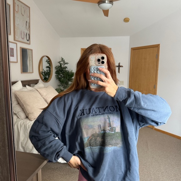 Wild Fable Blue Graphic Sweatshirt - Picture 2 of 3